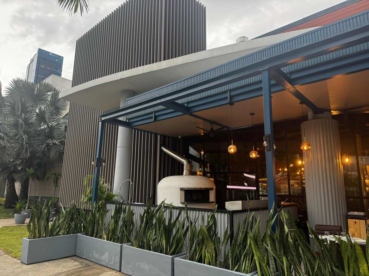 Blue Taphouse (Multiplaza)