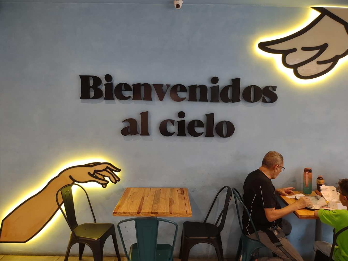 Holy Chicken (Chacao)