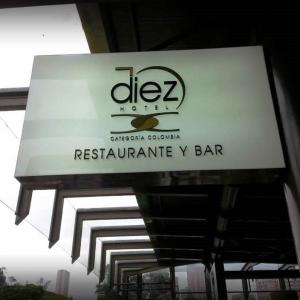 Diez