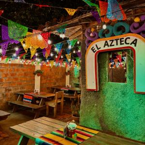 El Azteca