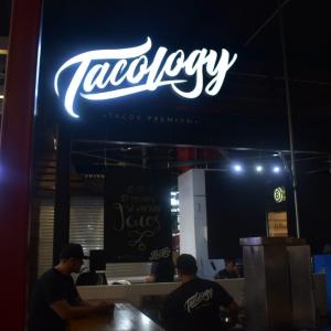 Tacology (Zona 14)