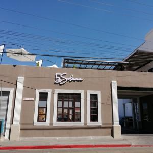 Restaurante & Rooftop 5ta Solana