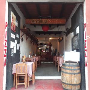 La Antigua Pizzeria