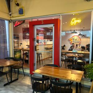 Viva La Pizza (Clayton)