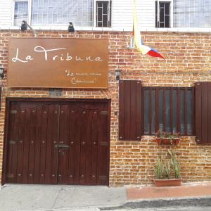 La Tribuna