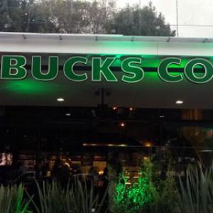 Starbucks (Parque de la 93)
