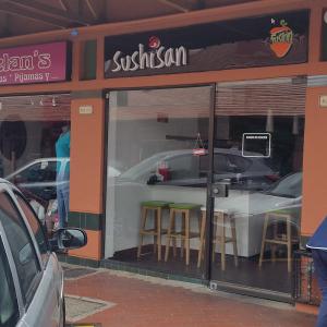 Sushisan (C.C. La Colina)