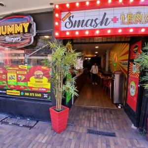 Hummy Burgers