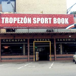 El Tropezon