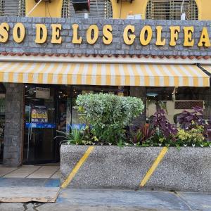 El Paraíso de Los Golfeados