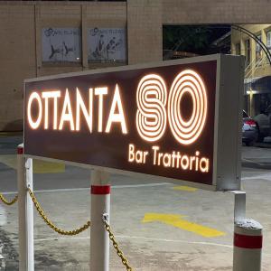 Ottanta Bar