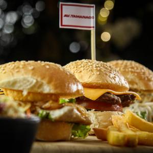 Avenue Burger