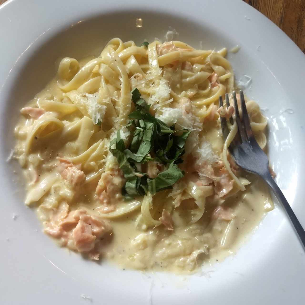 Pasta con salmon y ricotta