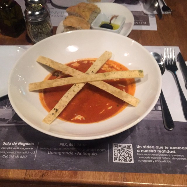 Sopa de tomate san martelo