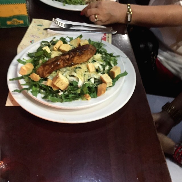 Ensalada cesar con atun