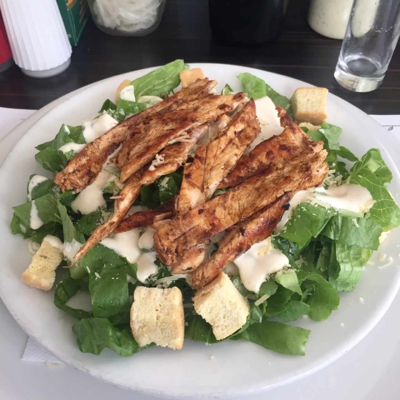 Ensalada Cesar con pollo