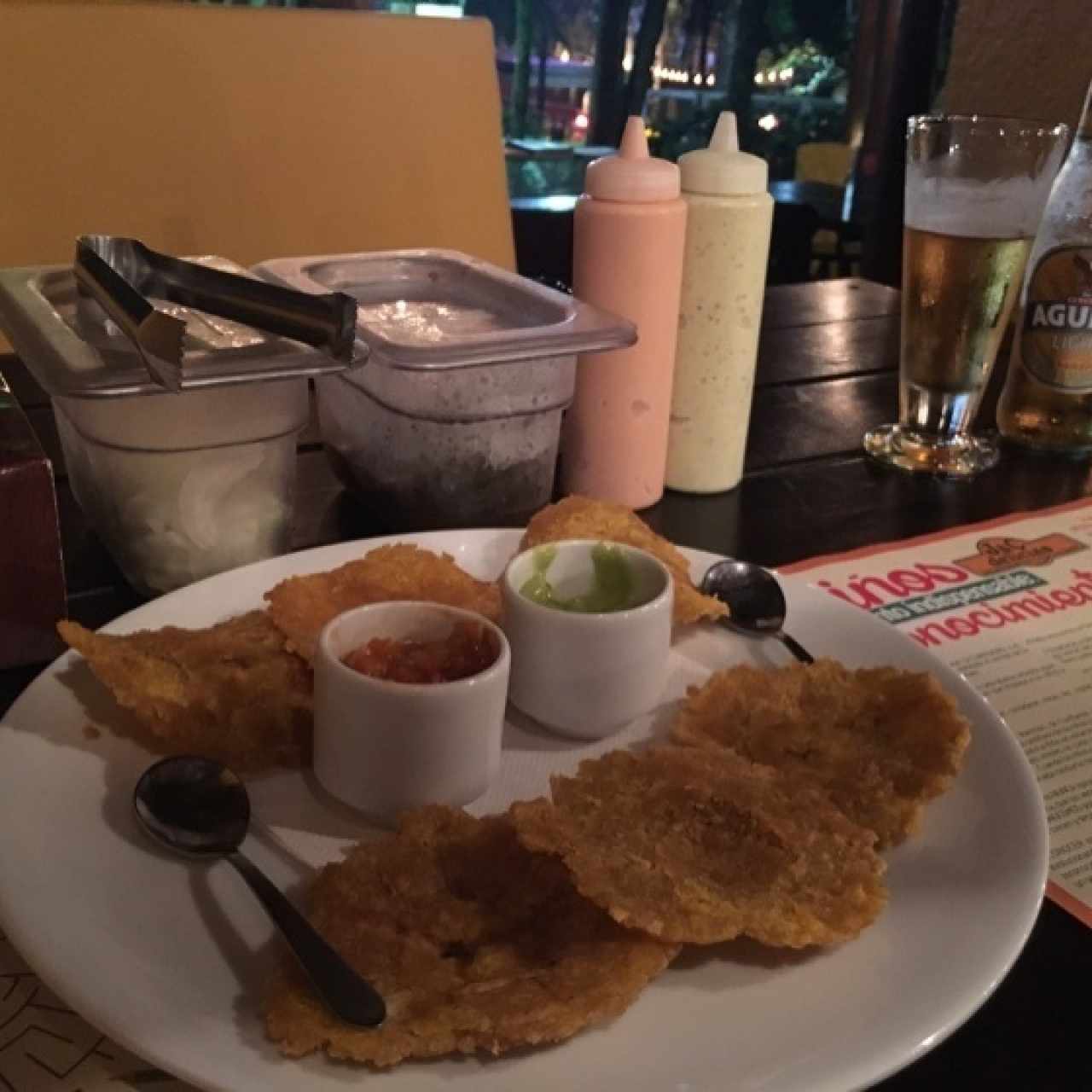 Patacones con Hogao