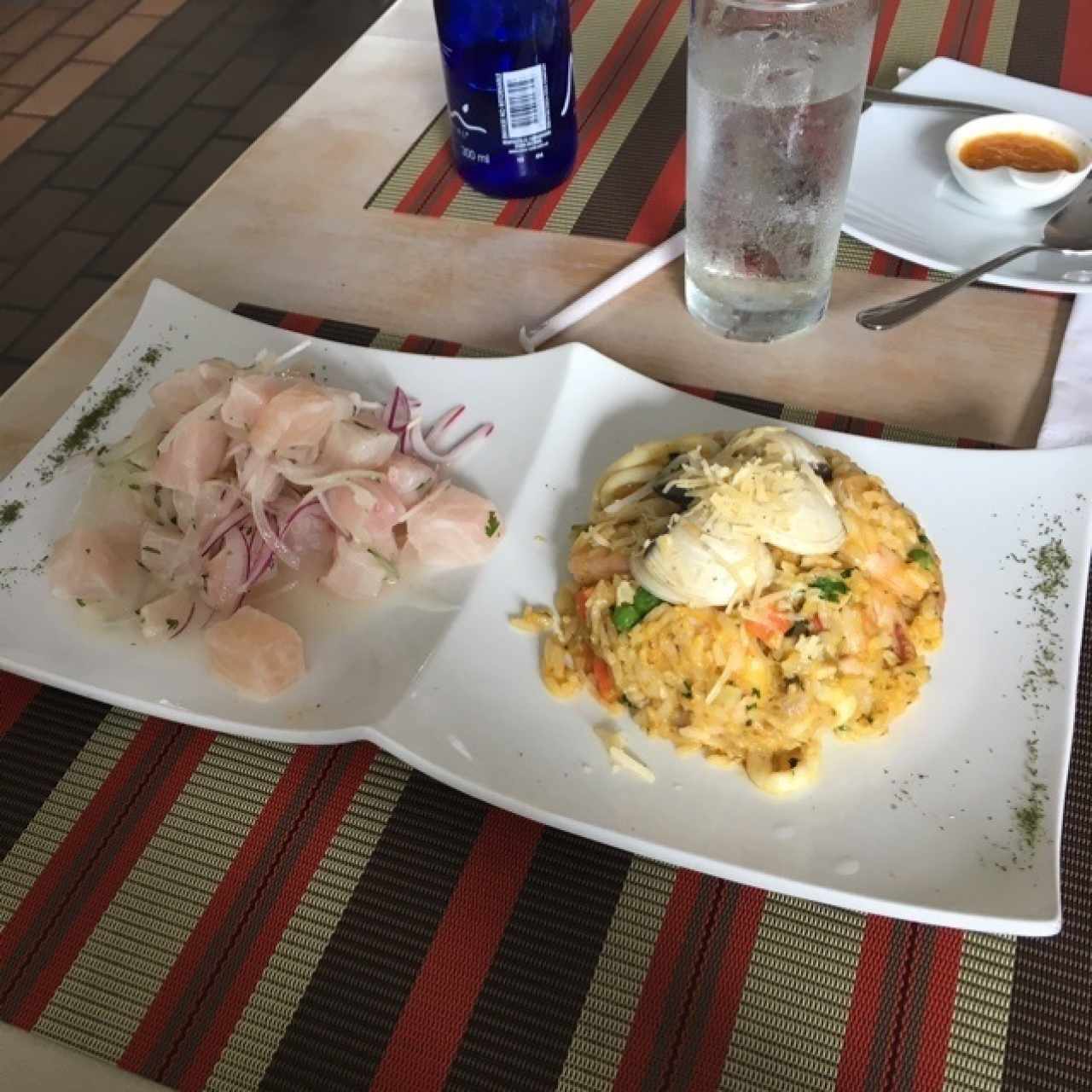 mixto seviche con arroz peruano