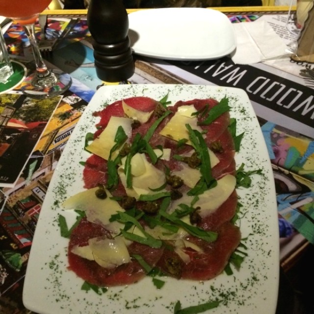 Carpaccio de res 