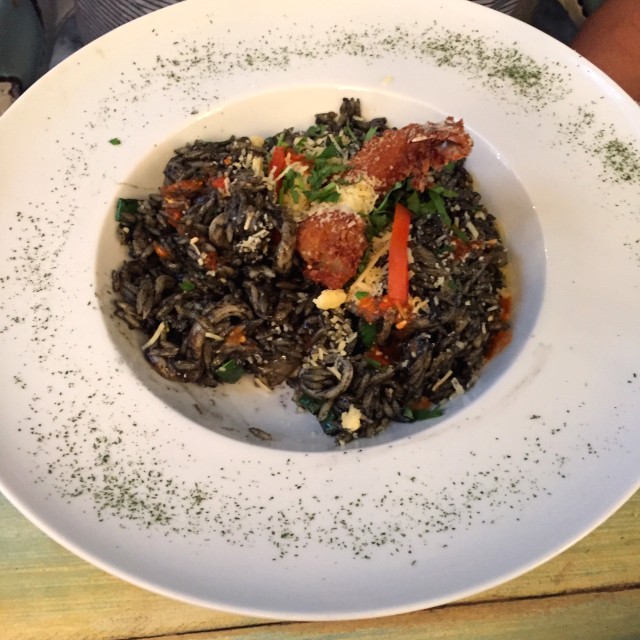 Orzo en tinta de calamar