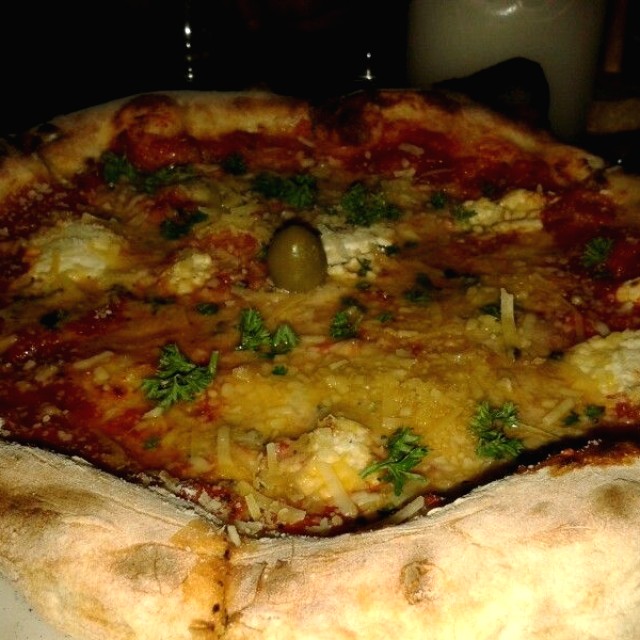 Pizza de queso azul