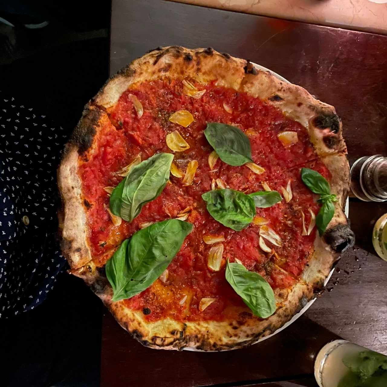 Pizza marinara