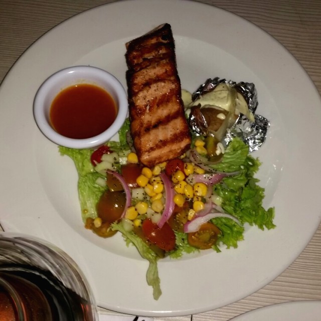 Salmón a la parrilla 