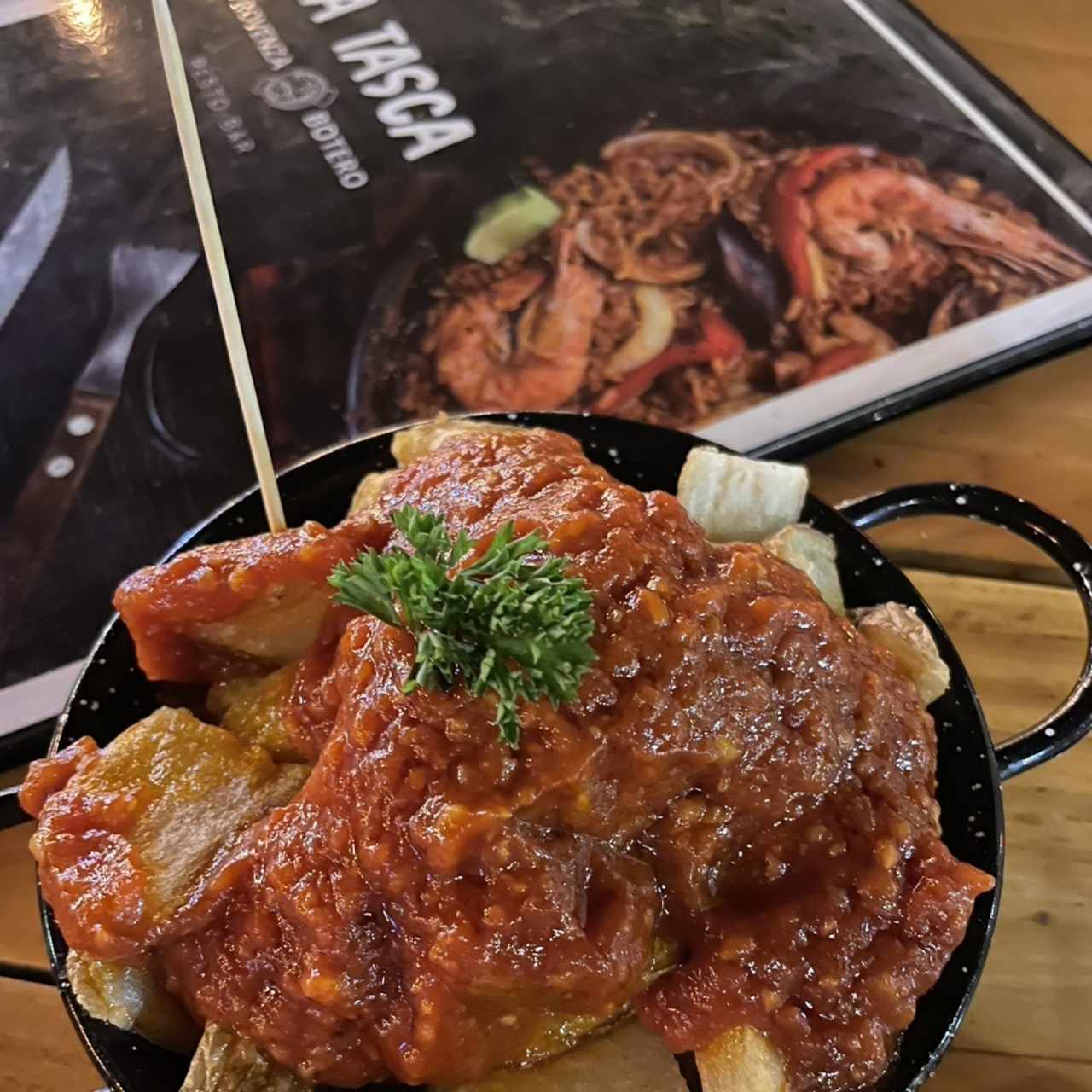 Patatas bravas Tapa