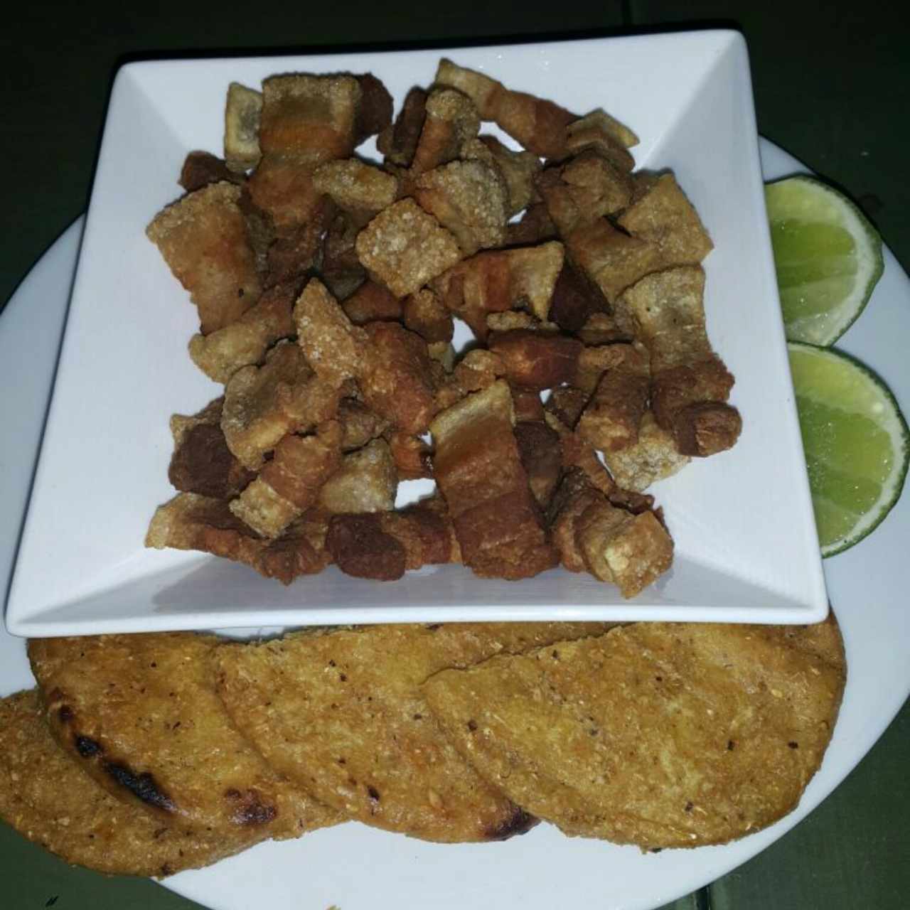 Chicharron con Arepa