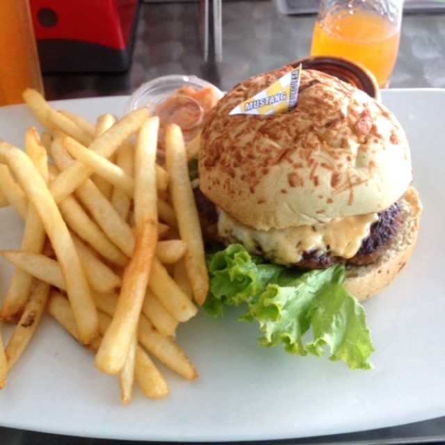 Hamburgesa Mustang (Especial de Miercoles)