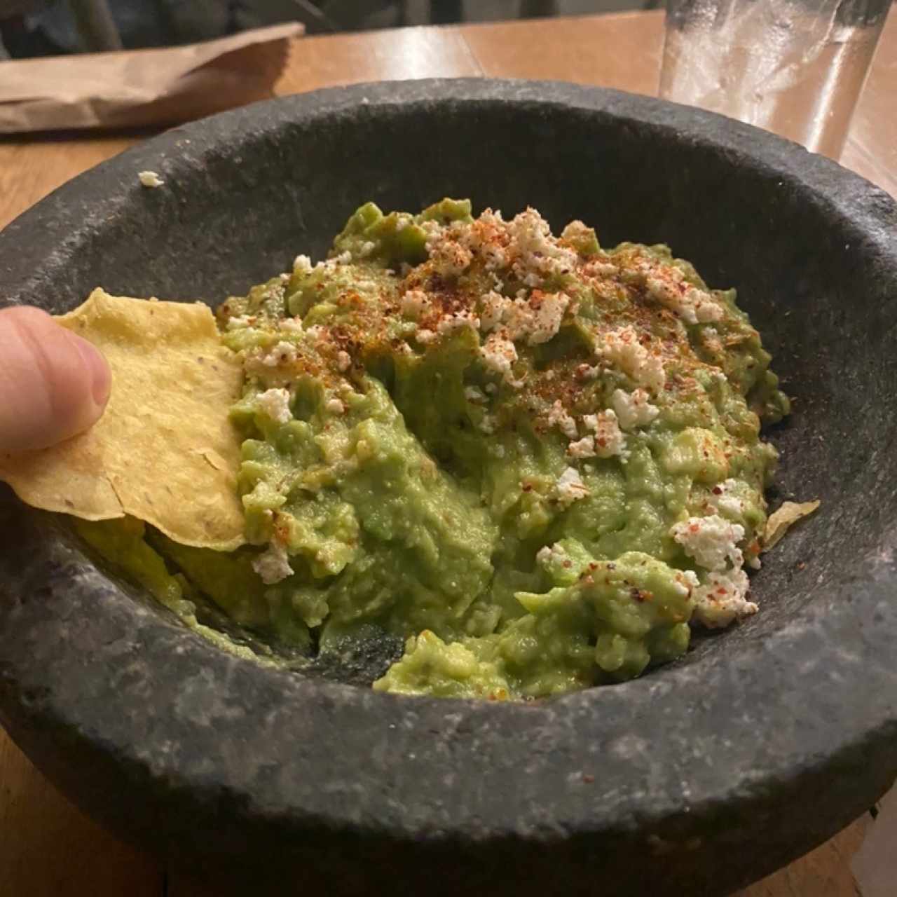 Nachos con guacamole