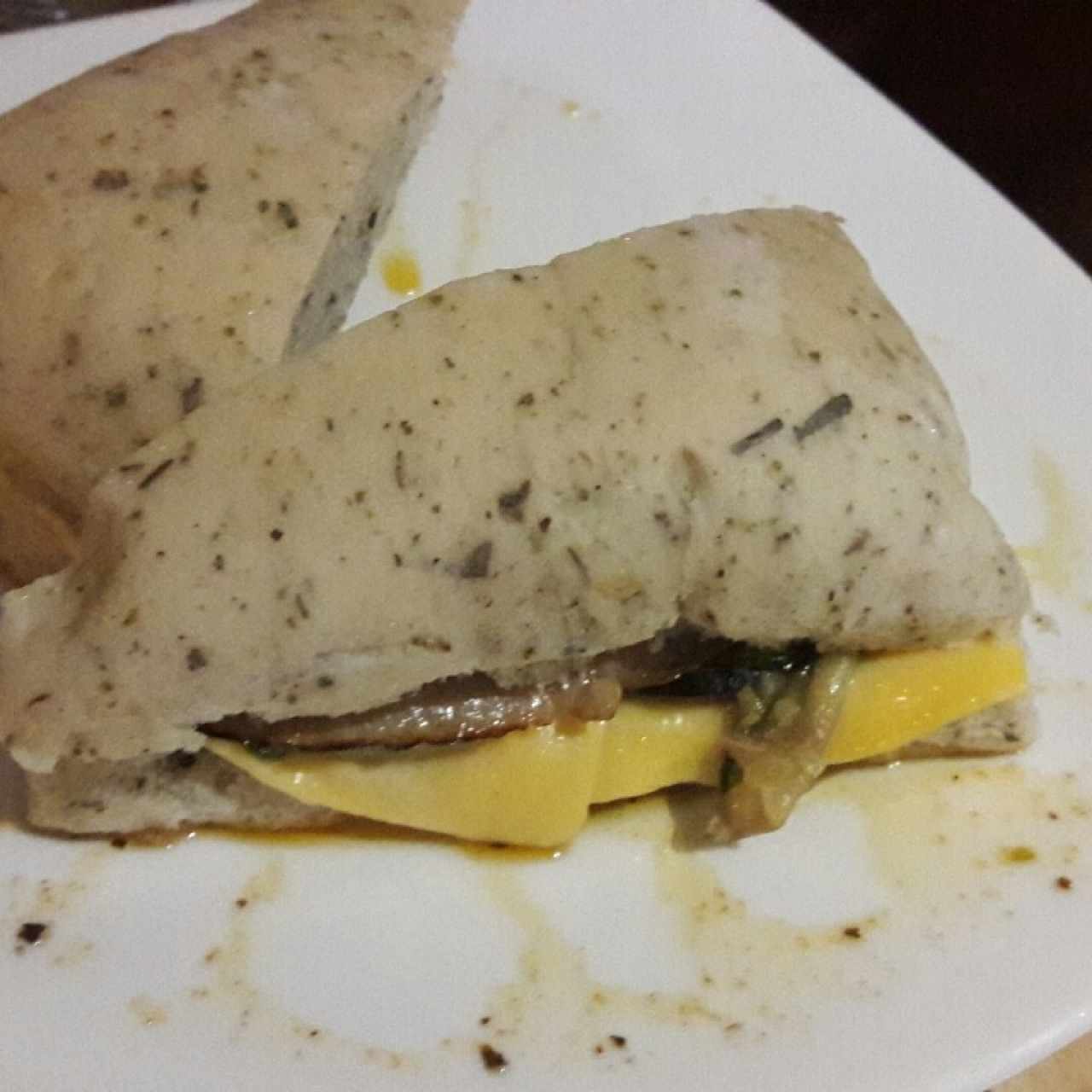 Sándwich de pollo