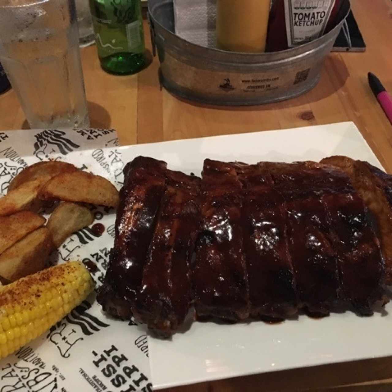 costillas bañandas en salsa chiplote