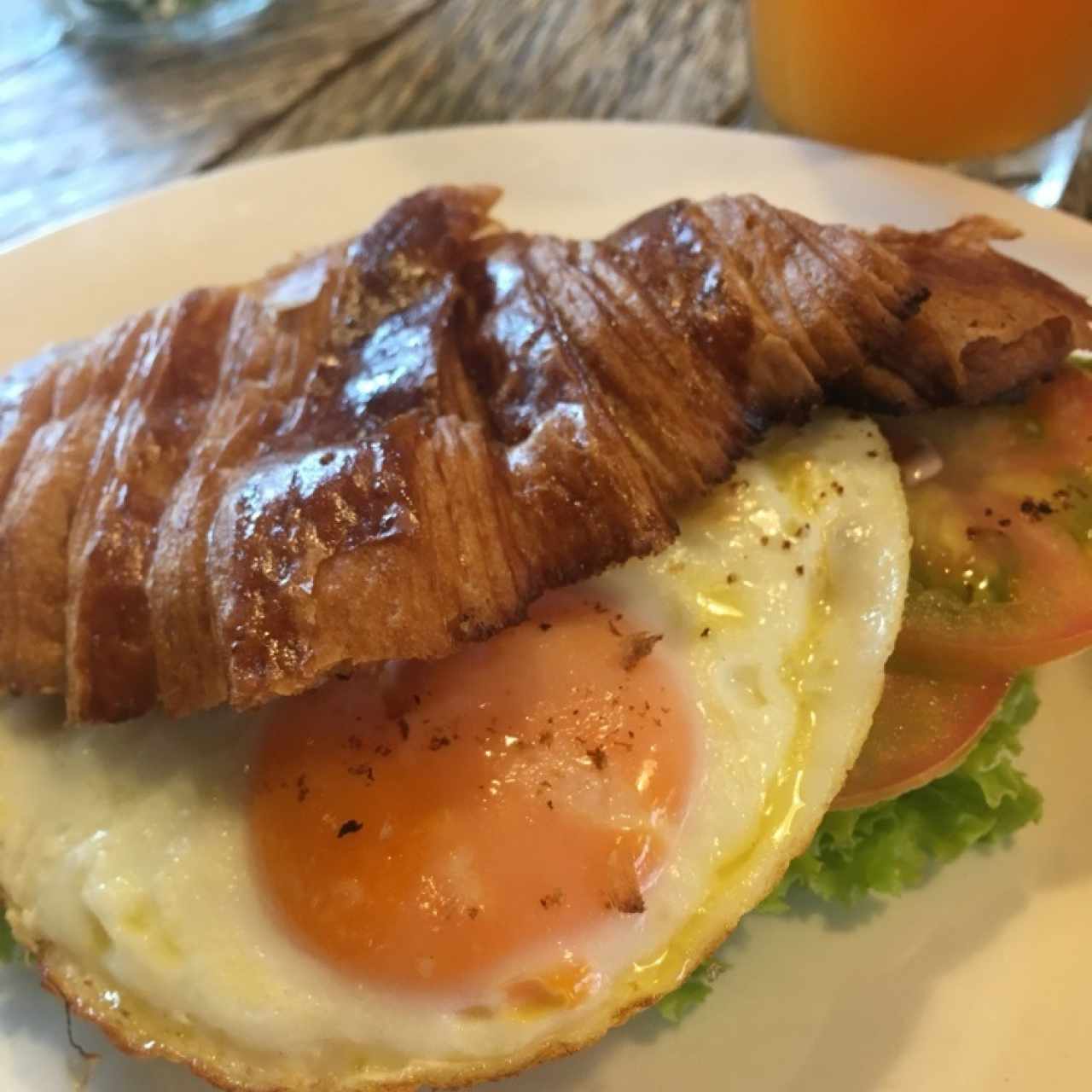 Háblenme de este Croissant 🤤