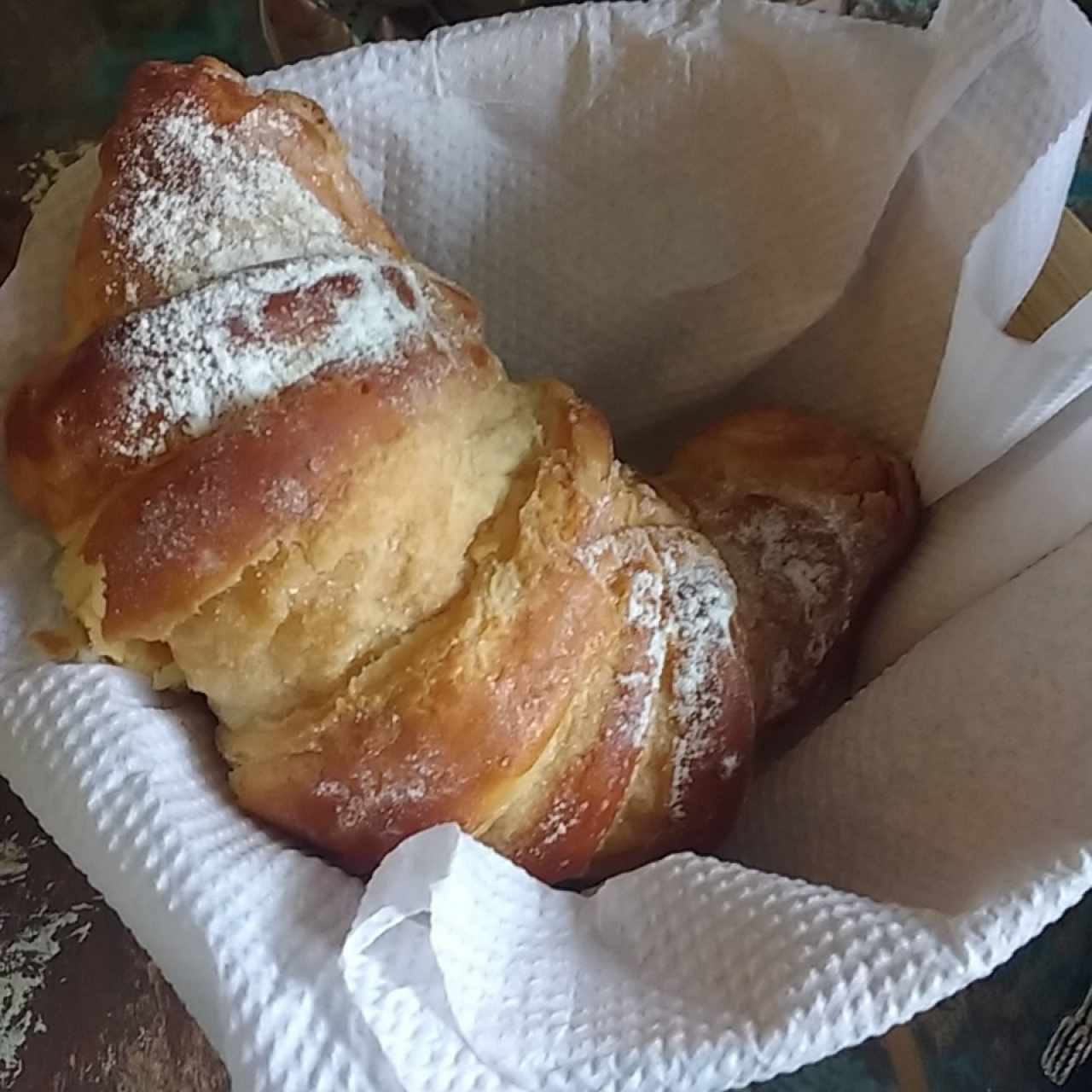 croissant de chocolate blanco