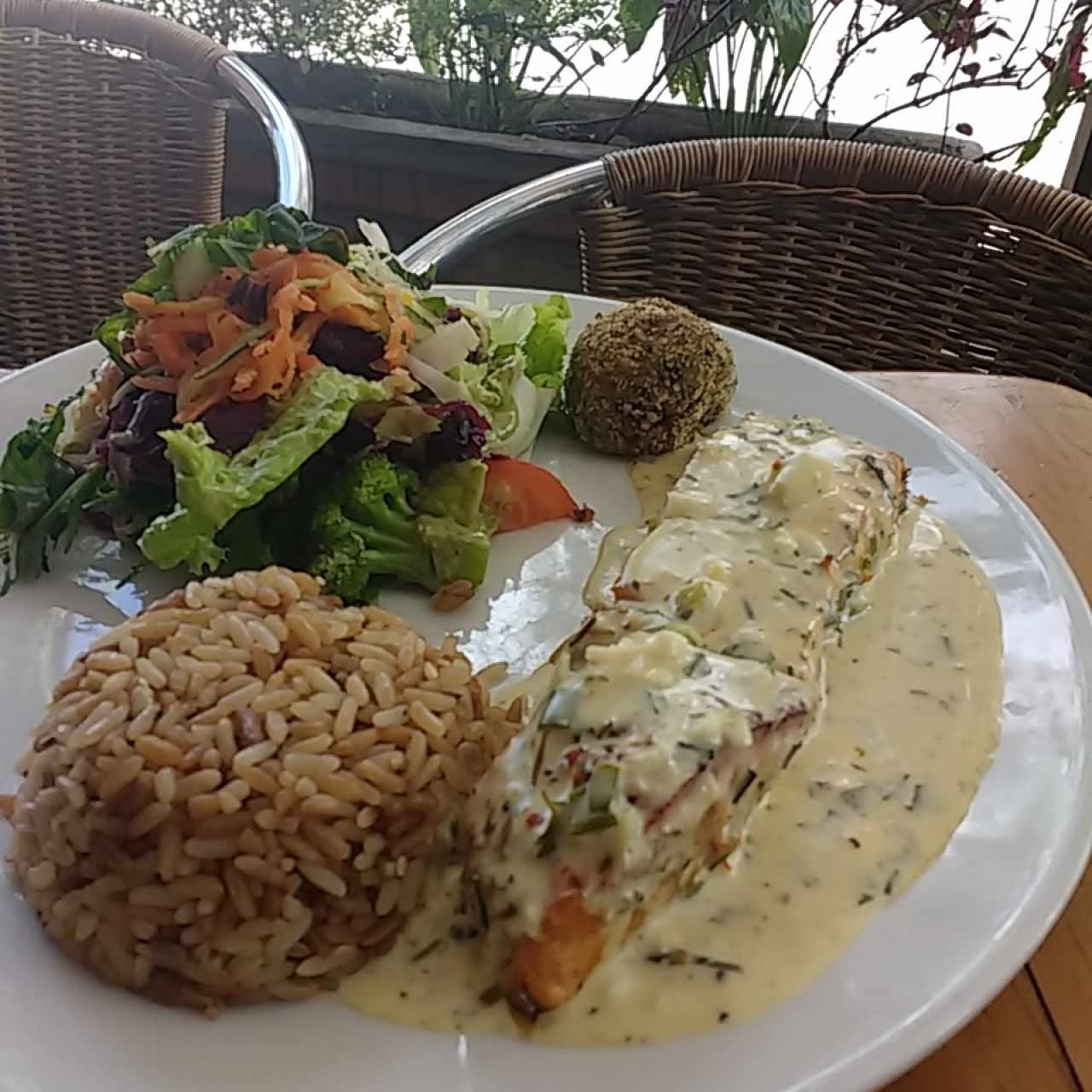 menú con Salmón ahumado