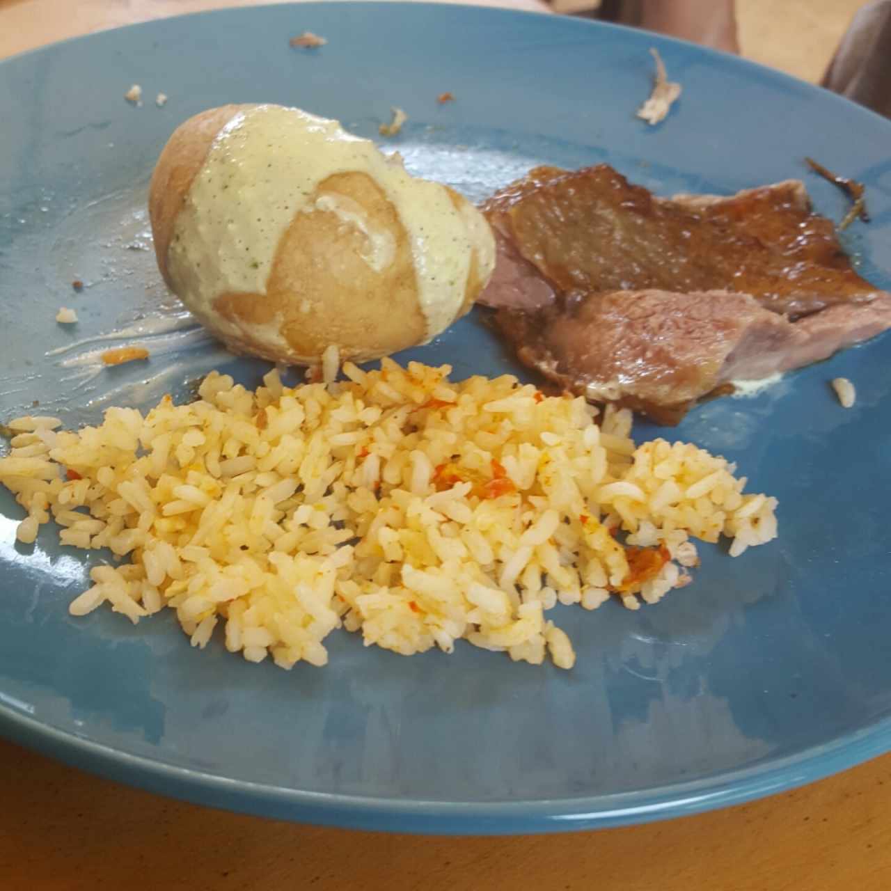 Solomillo, papa al vapor y arroz 