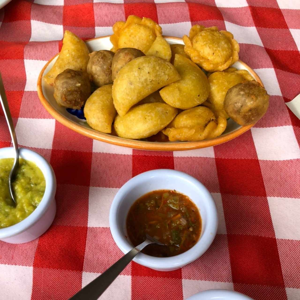 mixto de empanaditas