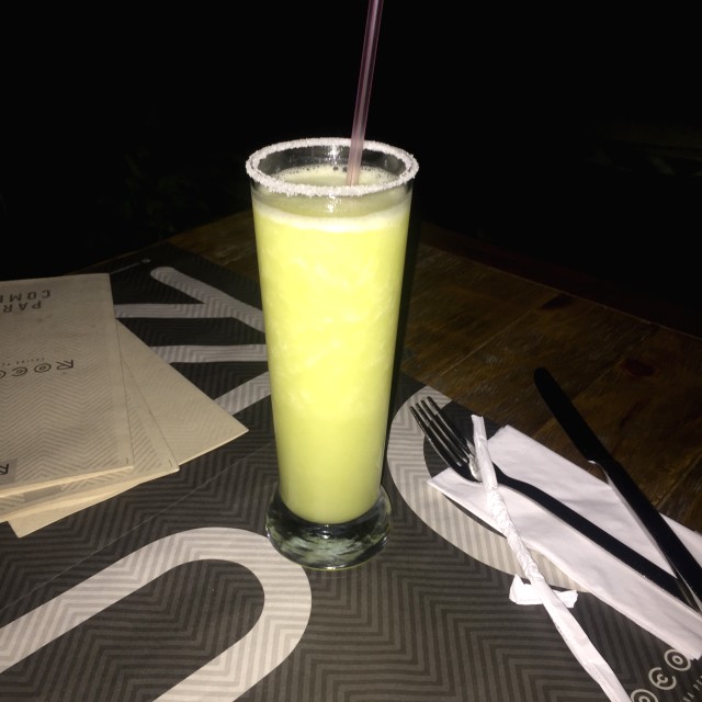 Jugo de mango biche