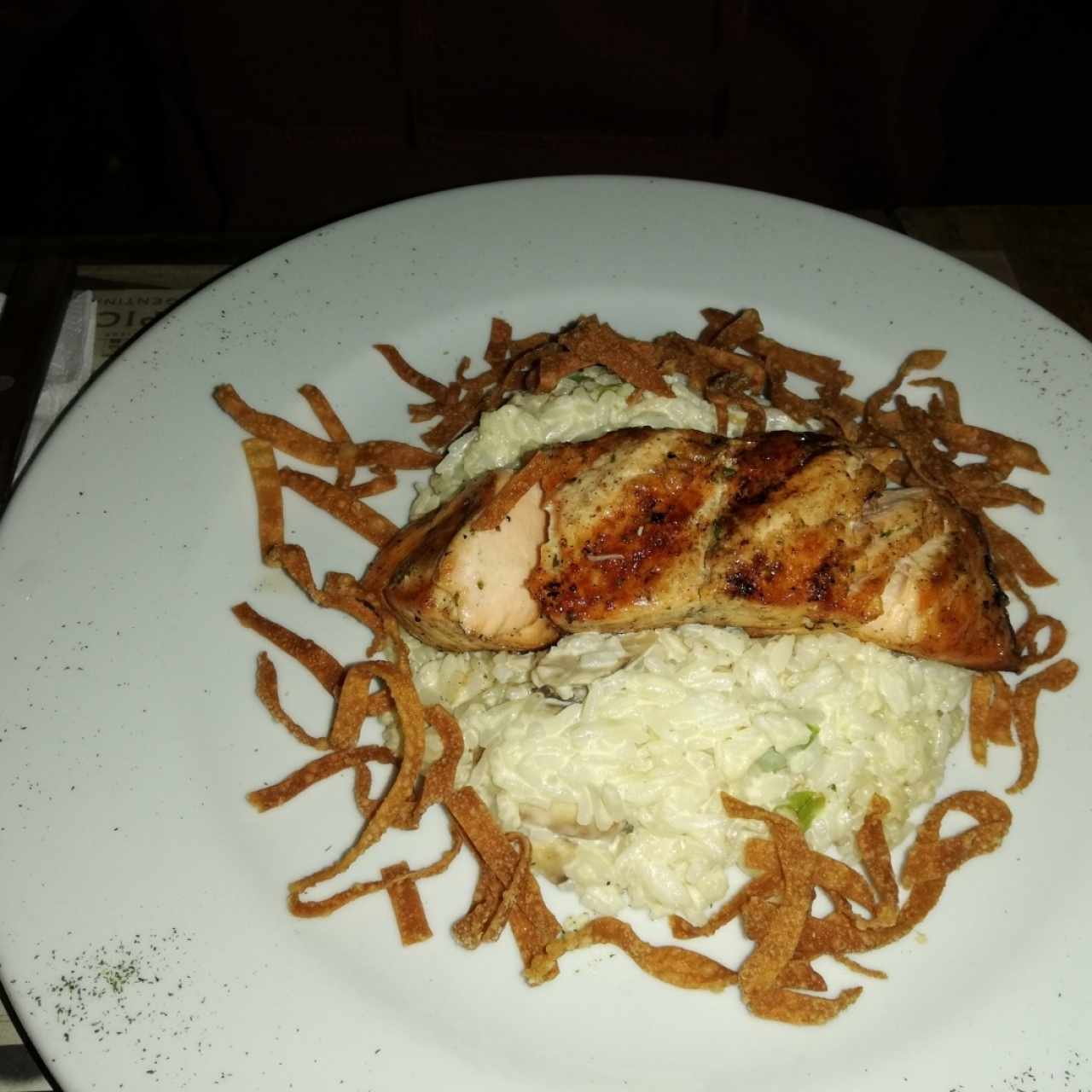 salmón con arroz cremoso
