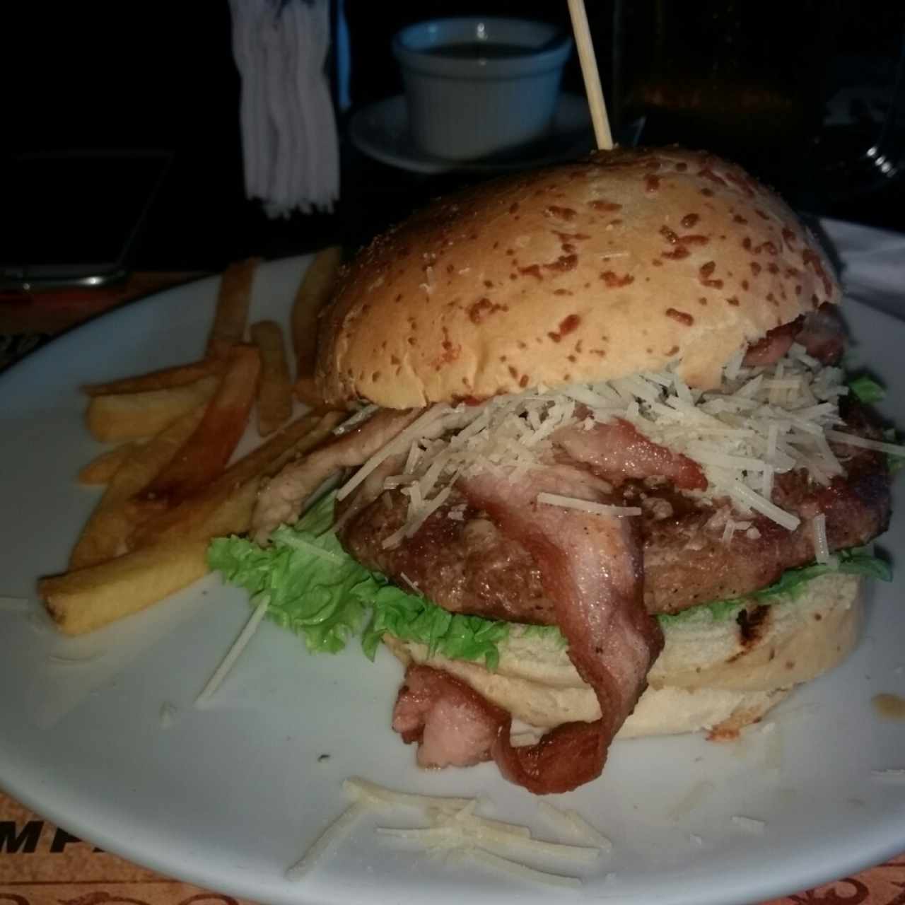 hamburguesa monumental