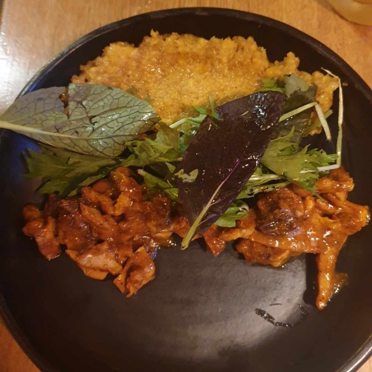 Cerdo y platano