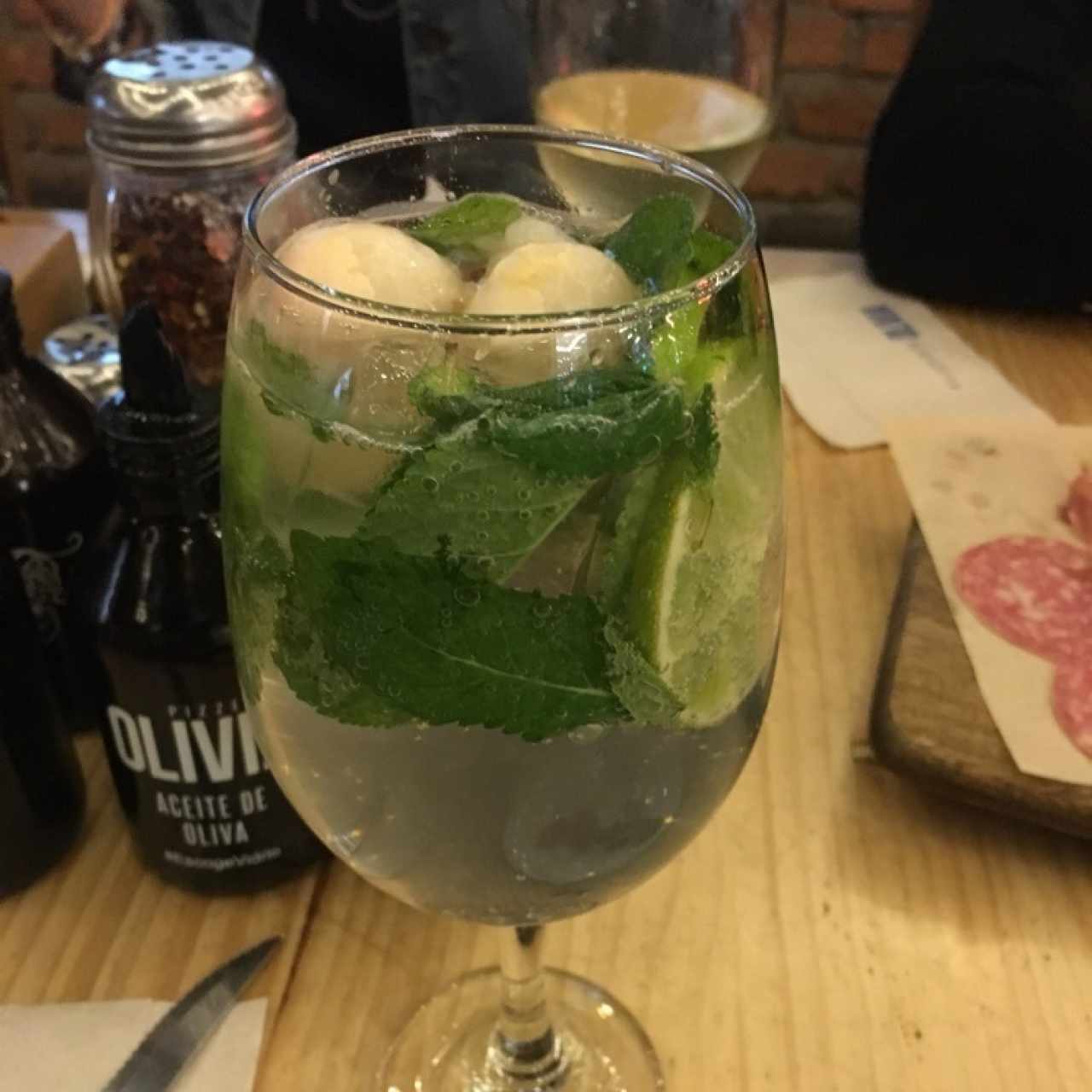 Soda de liche y yervabuena