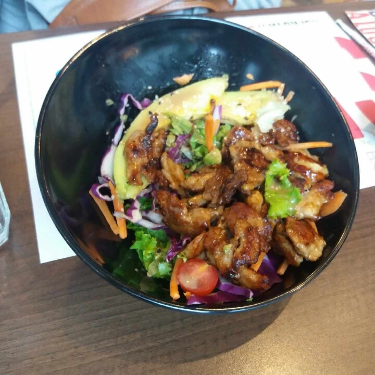 ensalada pollo teriyaki