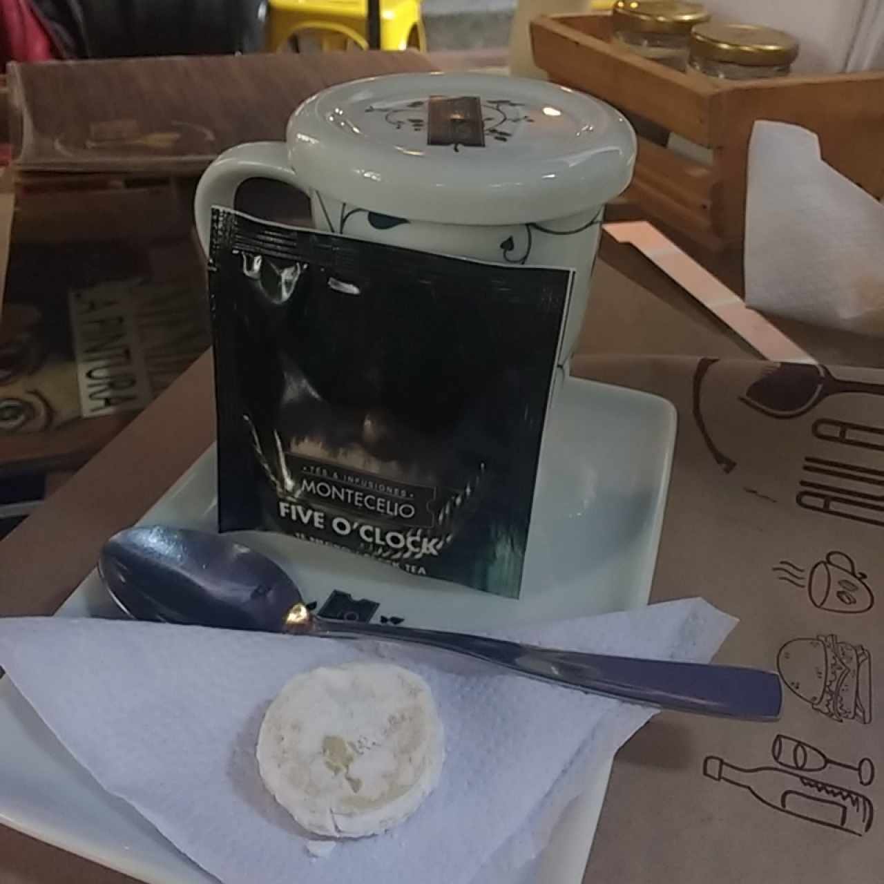 té