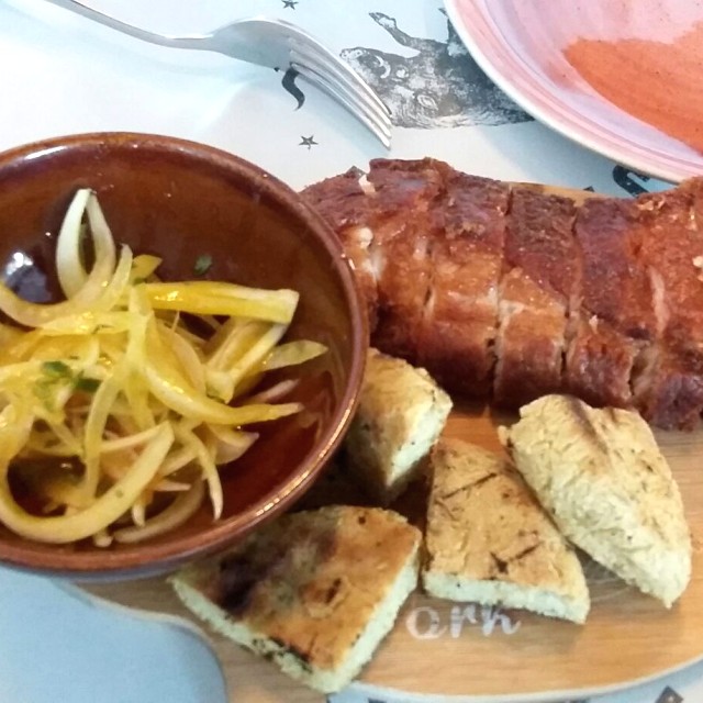 Entrada: chicharron