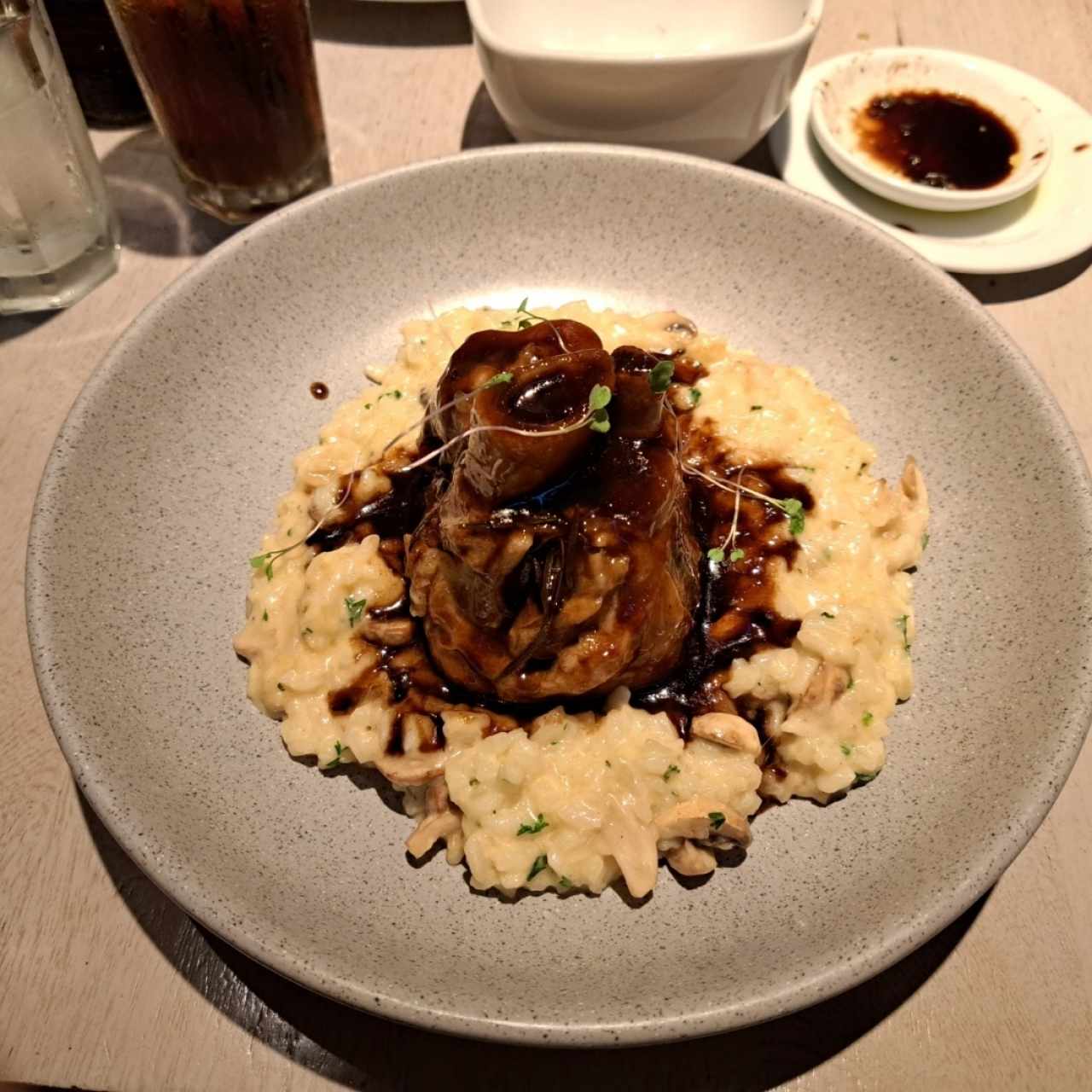 Osobuco sobre risoto