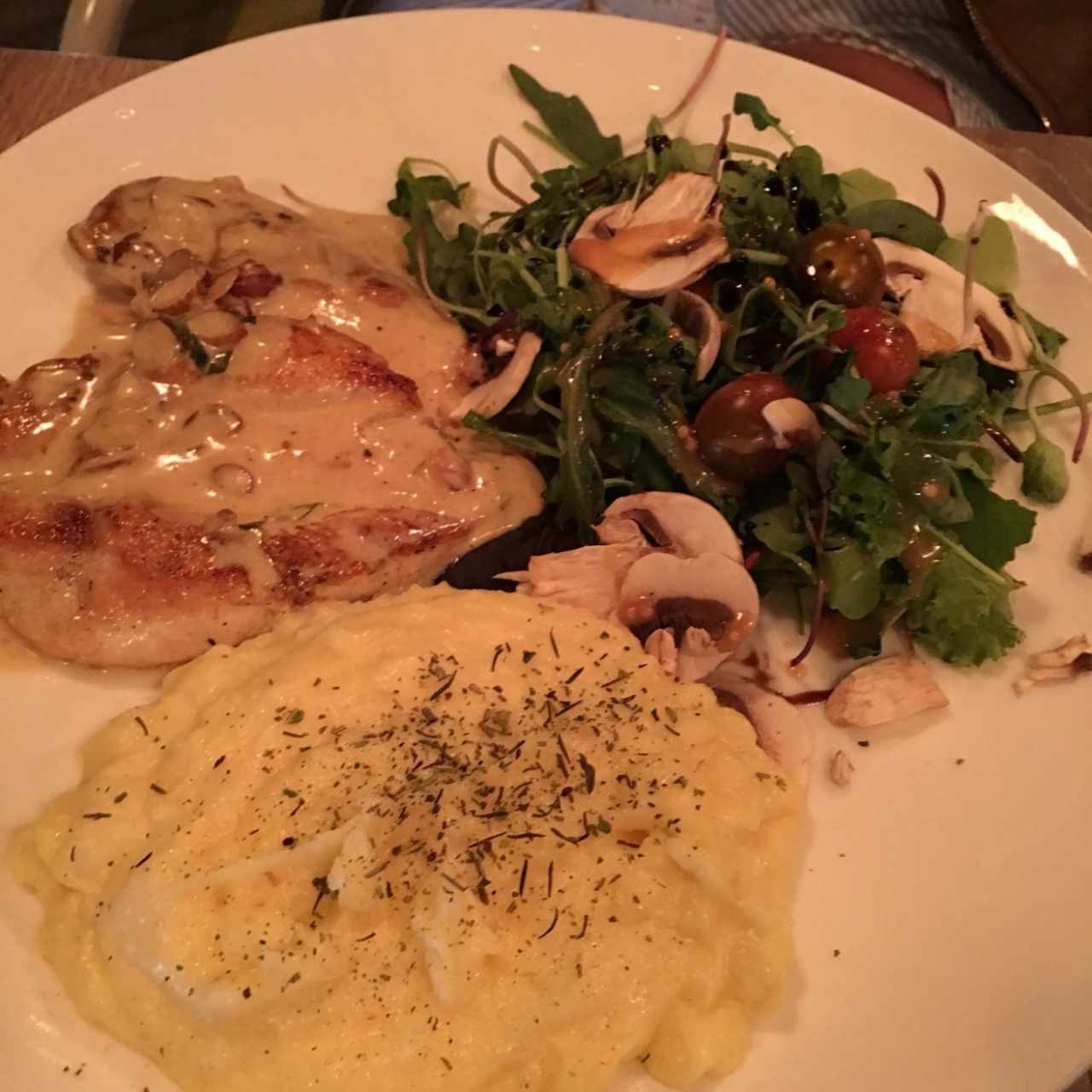 Pechga de Pollo con Champiñones 