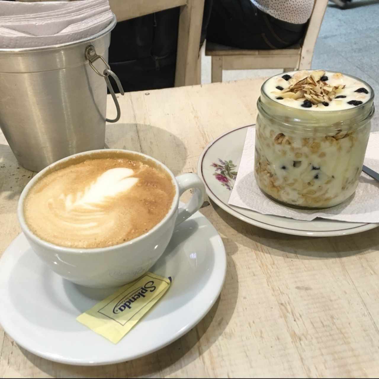 cafe capuchino con Quinua Pop