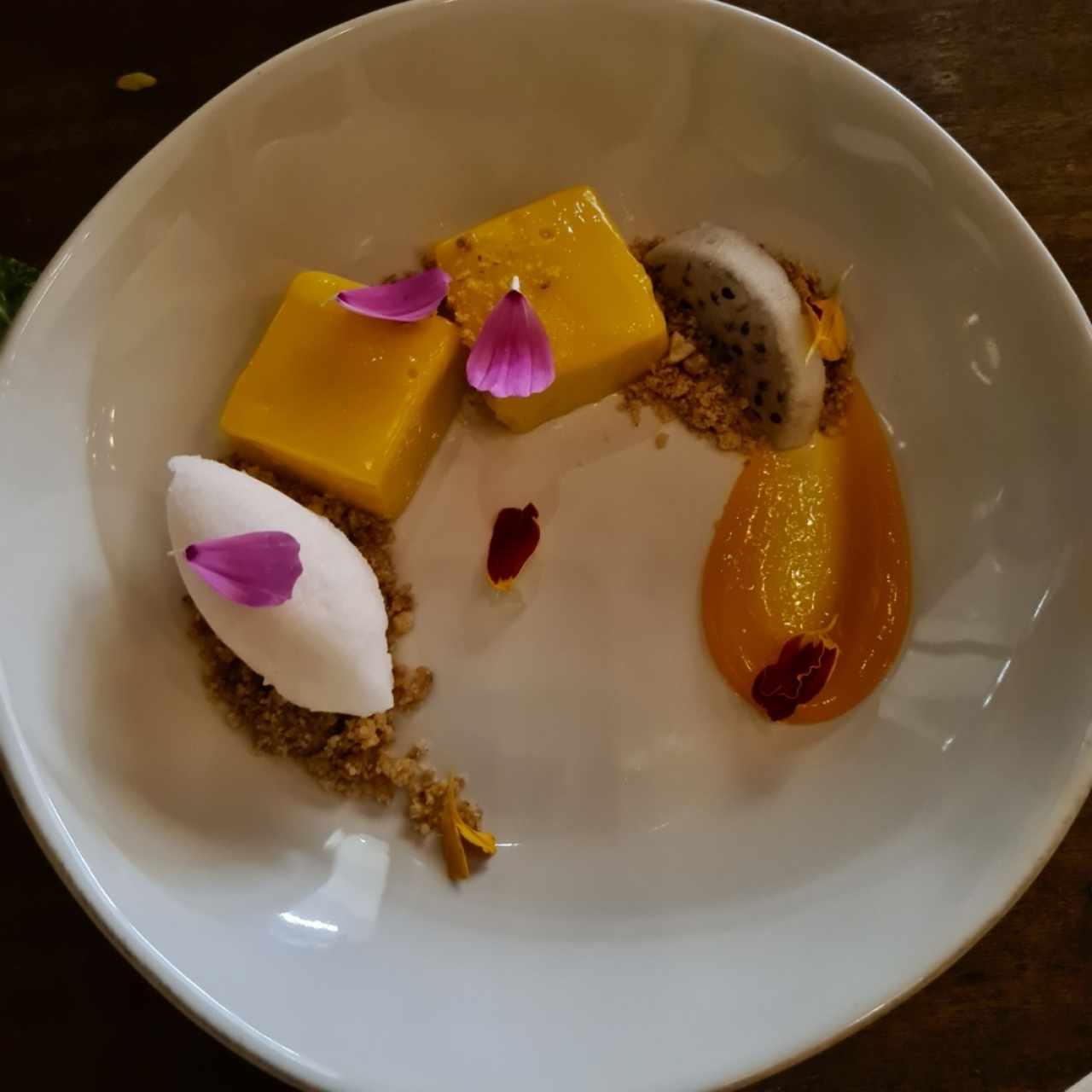 Postre Maracuya jengibre pitaya